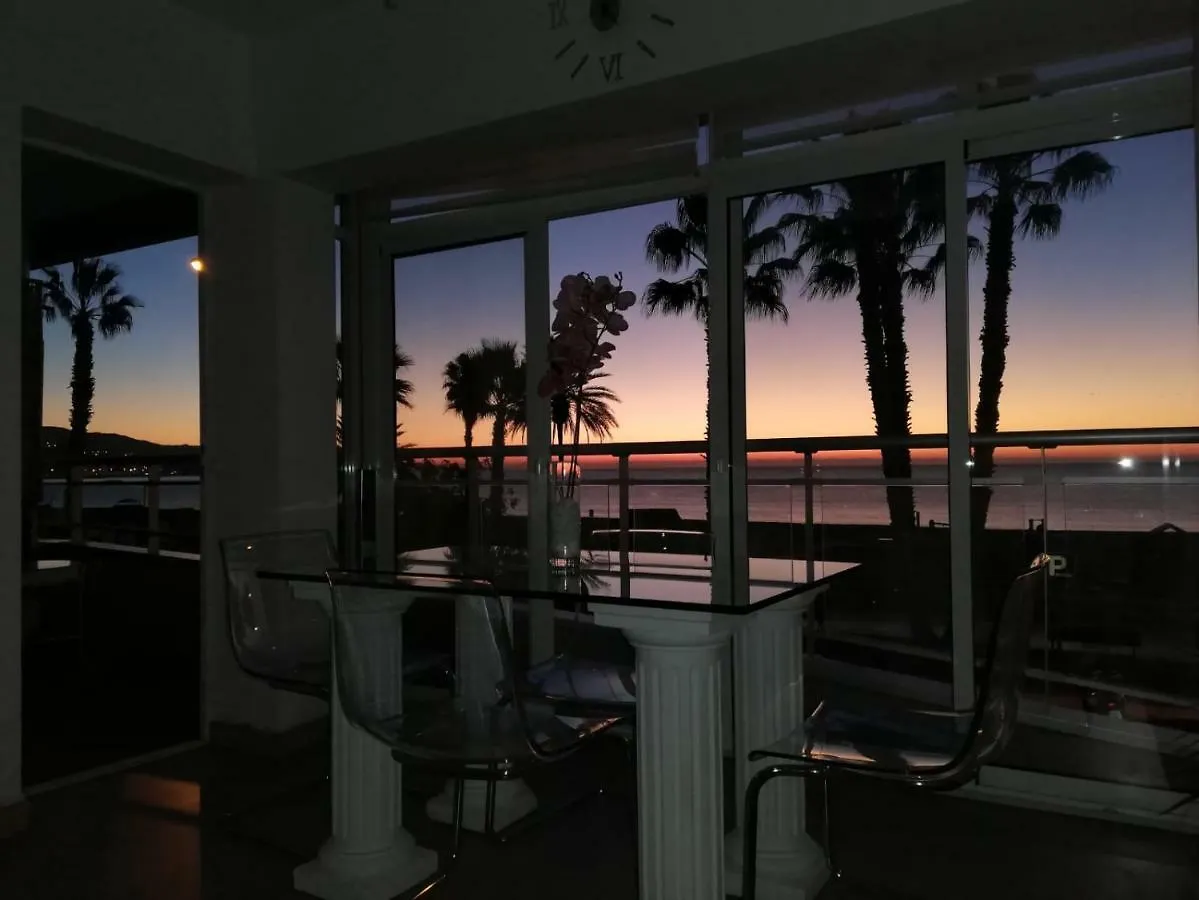 Apartamento Lujo Frente Al Mar Centro De Málaga Appartement